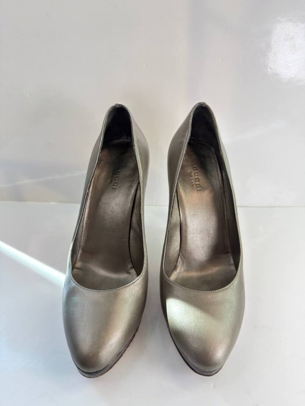 Gucci Metallic Gunmetal Gray Leather High Heel Pumps - Picture 5 of 16
